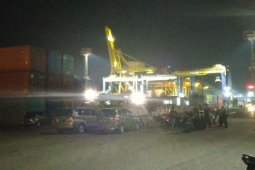 Operasional Tanjung Emas normal setelah insiden kapal tabrak crane