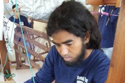 FIB UI ingin hidupkan kembali tenun Tidore yang punah