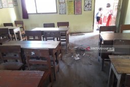 Sejumlah bangunan di Jember rusak akibat gempa Bali
