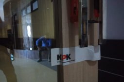 Bawa durian ke rumah Gubernur, Nilwan ikut diseret KPK