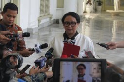 Menlu Retno berkomunikasi intensif dengan Kapolri terkait pengebom Gereja Jolo