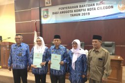 Pemkot Cilegon beri "kadedeuh" 71 PNS berangkat haji