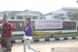 Aliansi BEM se-Bogor "segel" Balaikota