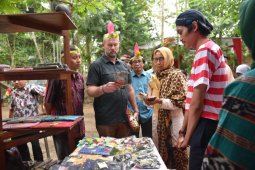 Wakil Dubes Australia kunjungi destinasi wisata perdamaian di Jember
