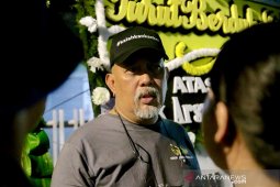 Arswendo di mata Indro "warkop", sosok humoris dan konsisten