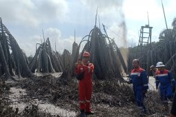 Pengeboran minyak ilegal di Muba Sumsel, lumpur menyembur hingga 30 meter