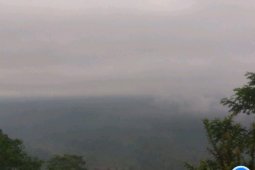 Gempa letusan dan embusan di Gunung Semeru