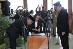 Gubernur Maluku Lantik 10 pejabat Eselon II