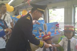 Peringati Hari Anak Nasional, KAI Jember edukasi siswa TK tentang perkeretaapian