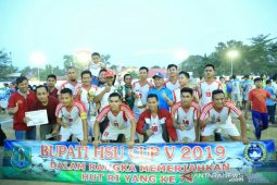 Kesebelasan binaan rumah sakit Amuntai juarai bupati cup V