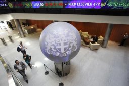 Indeks FTSE-100 Inggris  menguat 0,92 persen