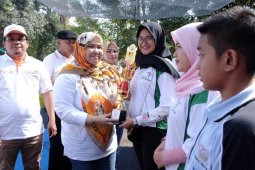 Bupati Muarojambi minta warga kreatif angkat keunggulan seni budaya lokal