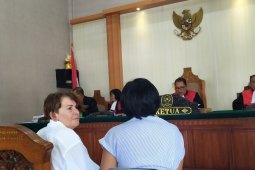 Desainer Australia divonis satu tahun penjara