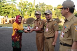 Bupati terima penghargaan orchid landscape display competition