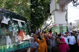 Wali Kota Tanjungbalai lepas keberangkatan 177 calhaj