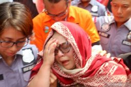 Polisi tangkap jaringan narkoba komedian Nunung