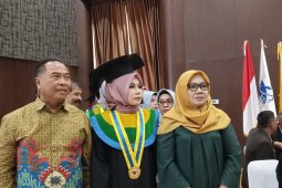 Wisudawati borong lulusan terbaik