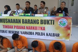 Polda Kalbar ungkap jaringan narkoba dikendalikan napi LP Madiun