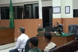 Jalani sidang perdana, oknum TNI pelaku mutilasi di Sumsel menangis