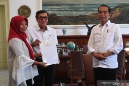 Haruskah Kepala Negara menangani semua  kasus?