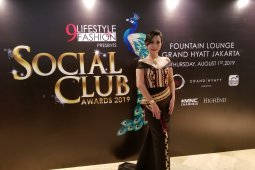 Heni Tania "DIVA Baksos" raih penghargaan 6 Best Arisan Group