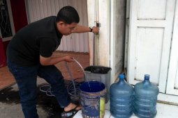 Antisipasi warga Cianjur khawatir listrik kembali padam