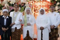 Gubernur Khofifah kenang pesan Mbah Moen wujudkan kesejahteraan rakyat Jatim