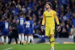 Eintracht permanenkan Kevin Trapp dari PSG