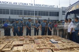 Penyelundupan puluhan ayam adu ilegal asal Thailand digagalkan