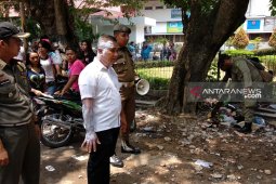 Kasatpol PP Kota Medan disiram pedagang dengan air panas