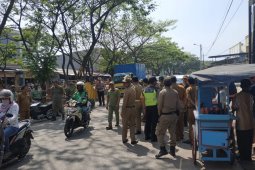 Pemkot Cilegon tertibkan pada pedagang 'tumpah' Pasar Kranggot