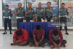 TNI  Angkatan Laut gagalkan penyelundupan TKI ilegal dari Malaysia