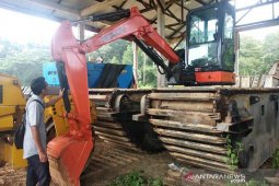 Terkendala qanun, beko amfibi PUPR Aceh Jaya belum difungsikan sejak 2017