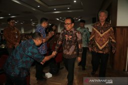 Mensesneg: Ilmu sosial pemimpin segala ilmu