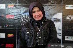 Jejak kaum  hawa  dalam histori rock Indonesia