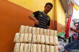 Besek bambu jadi idola Pasar Jatinegara kekurangan pasokan