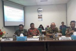 Lurah Teritip presentasi di hadapan tim penguji Lomdeskel nasional