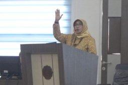 Ririen Wardani, dosen STKIP PGRI Ponorogo, raih doktor sastra