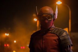 Beban "Gundala" tolok ukur sukses film superhero lokal