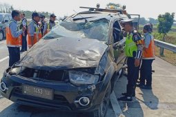 Dua orang tewas dalam kecelakaan di tol Jombang