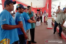 Perahu layar Antipodes juara pertama lomba SIDAYR 2019