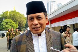 Nurdin Halid sebut jumlah kursi Golkar menurun
