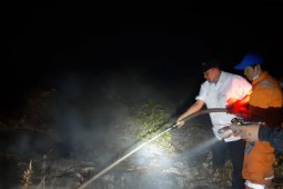 Kapolda Kalsel  padamkan lahan terbakar di Banjarbaru
