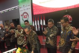 Kinerja pasar modal membaik tapi jangan terlena