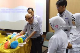Tim RSUD Dr Soetomo akan operasi kembar siam dari  Kendari 14 Agustus