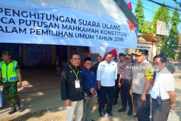 Polisi kawal ketat PSSU di KPU Trenggalek