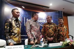 DPR: Beli alat strategis, ubah algoritmanya