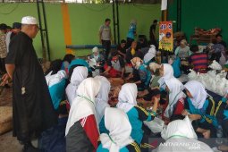 Ratusan siswa SMKN 1 Garut ikuti pelajaran memaknai perjuangan Nabi Ibrahim