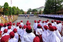 55.253 siswa baru  di Penajam dapatkan seragam sekolah gratis