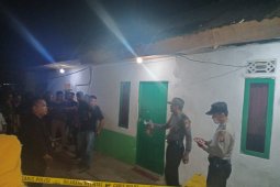 Polisi selidiki kematian pria di kamar indekos